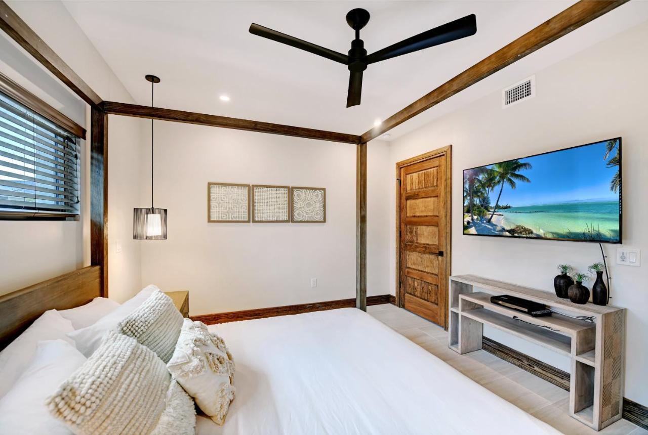 Bali Hai Beachfront Resort And Spa 홈즈비치 외부 사진