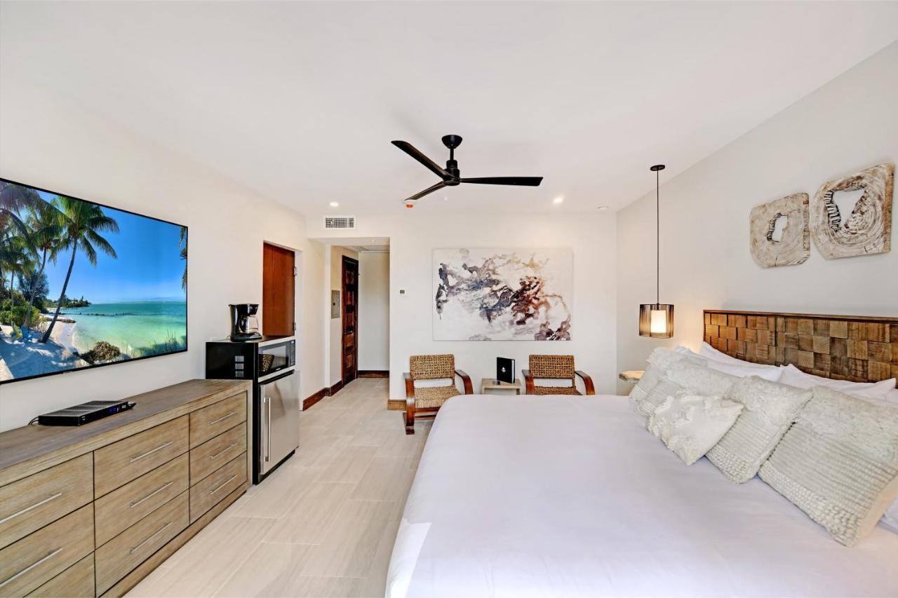 Bali Hai Beachfront Resort And Spa 홈즈비치 외부 사진